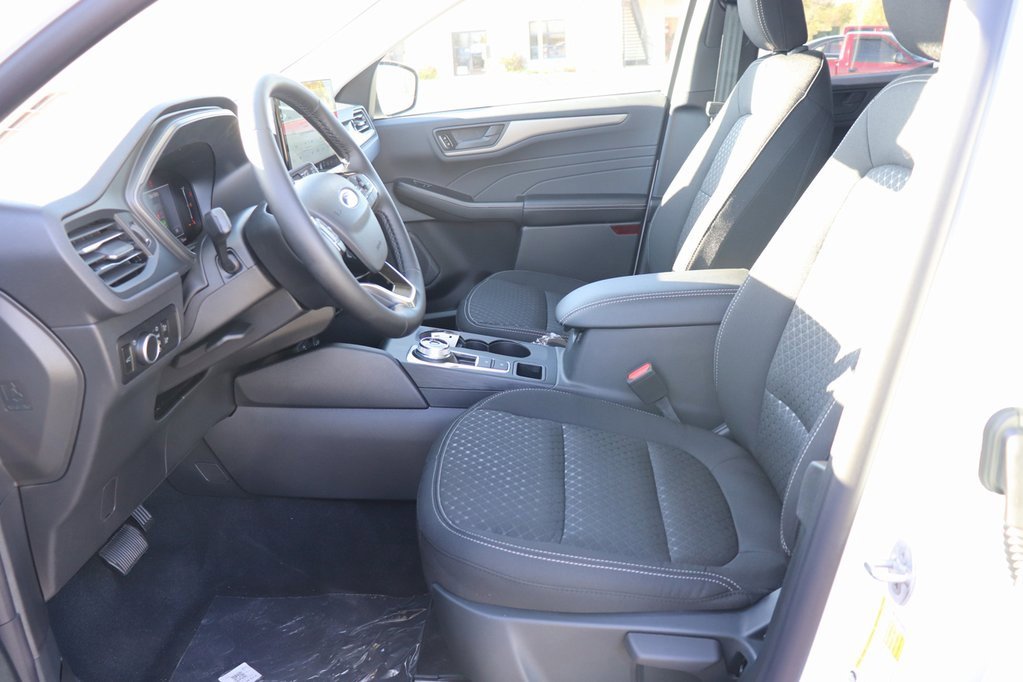 New 2026 Ford Escape Active image 3