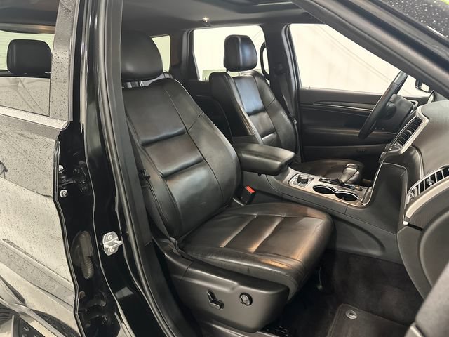 Used 2018 Jeep Grand Cherokee Limited AWD/4WD image 32