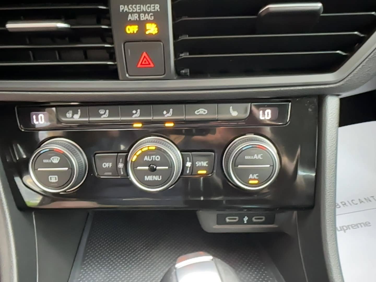 Used 2021 Volkswagen Jetta SE w/ SE Cold Weather Package FWD image 8