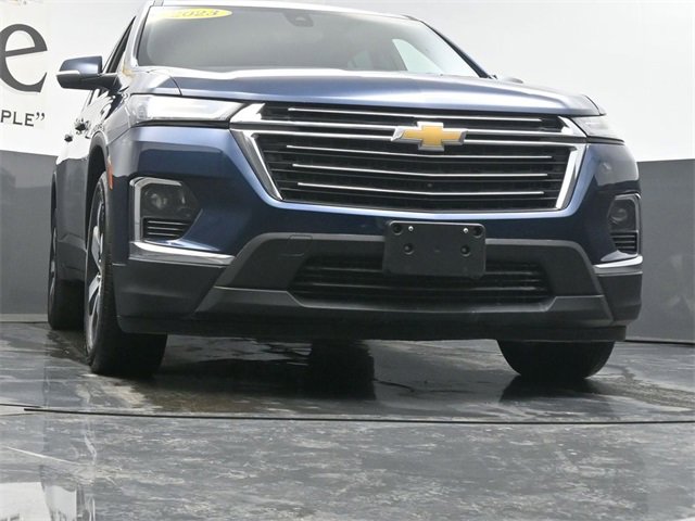 Used 2023 Chevrolet Traverse LT w/ LT Premium Package image 5