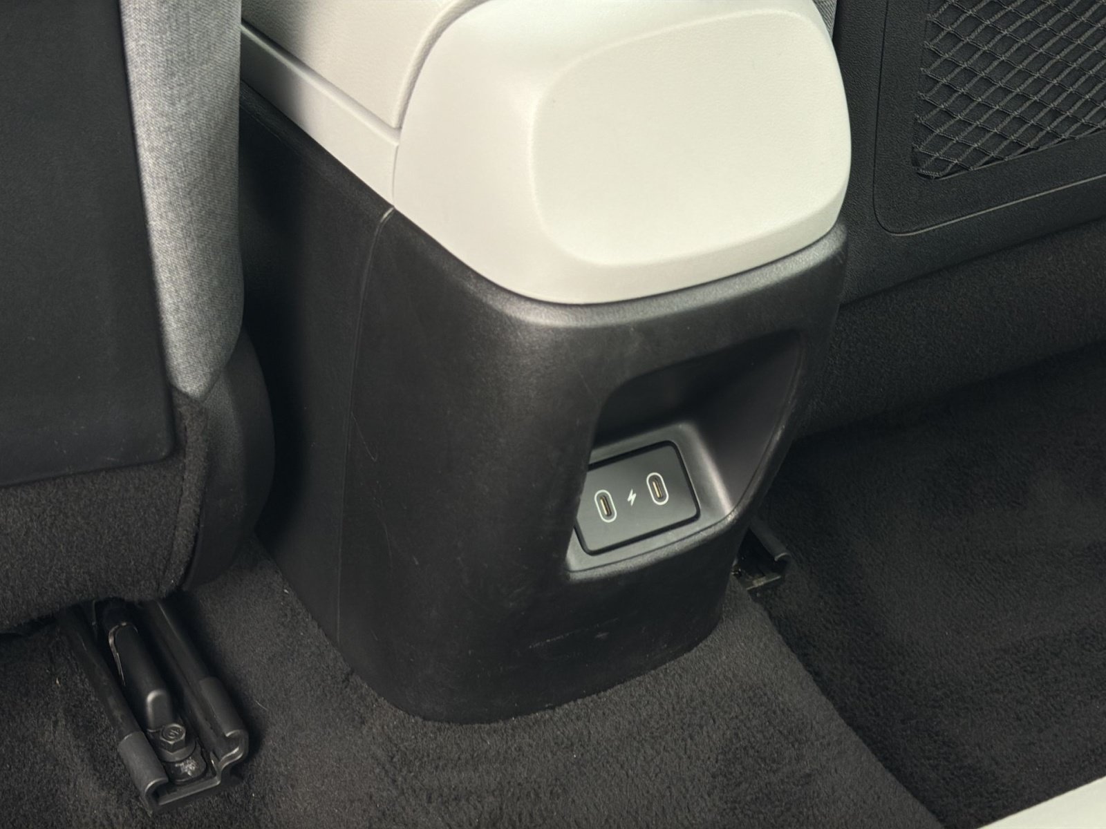 Certified 2024 Hyundai Elantra Limited FWD image 27