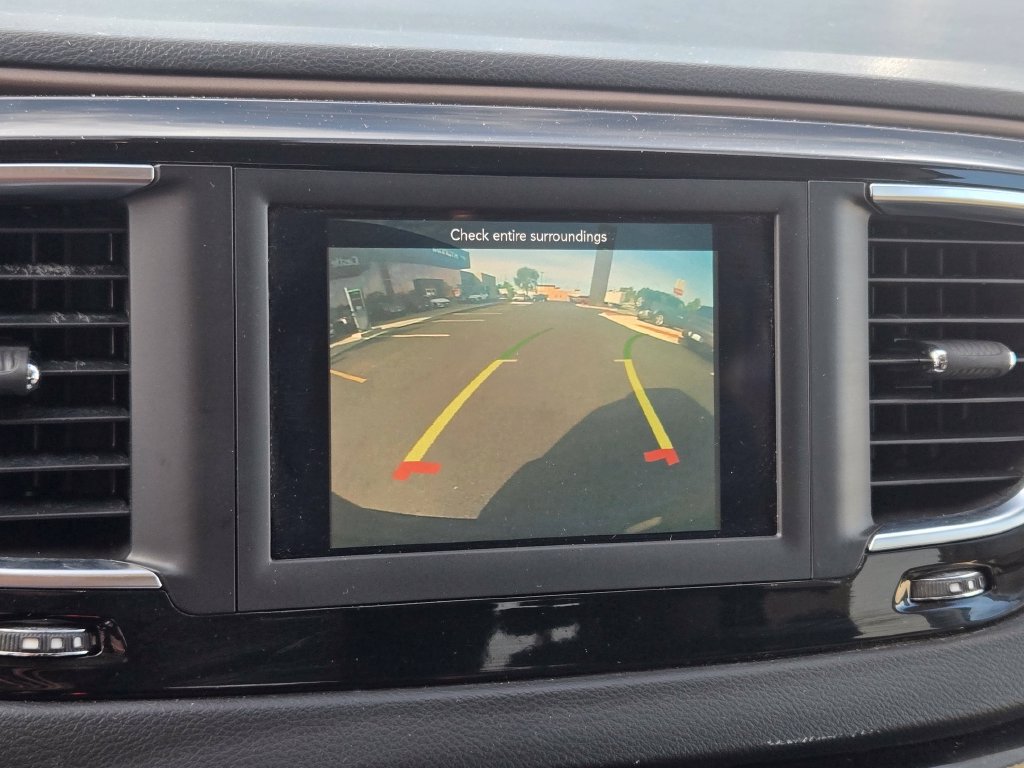 Used 2019 Chrysler Pacifica LX FWD image 32
