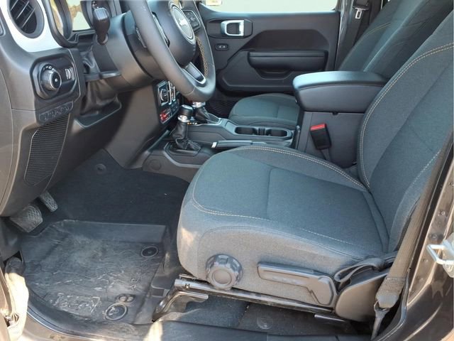 Used 2024 Jeep Wrangler Willys image 17