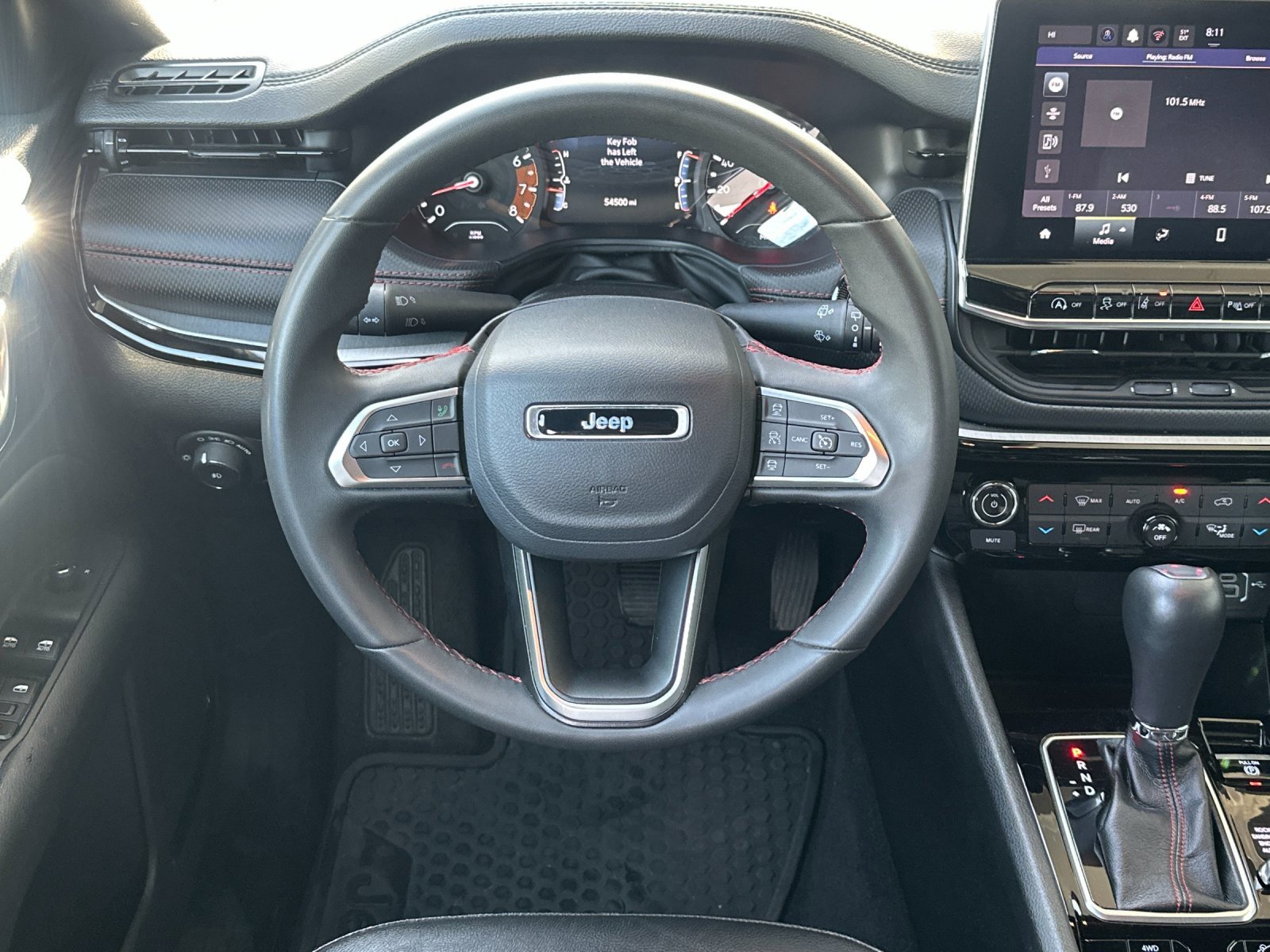 Used 2024 Jeep Compass Trailhawk image 13