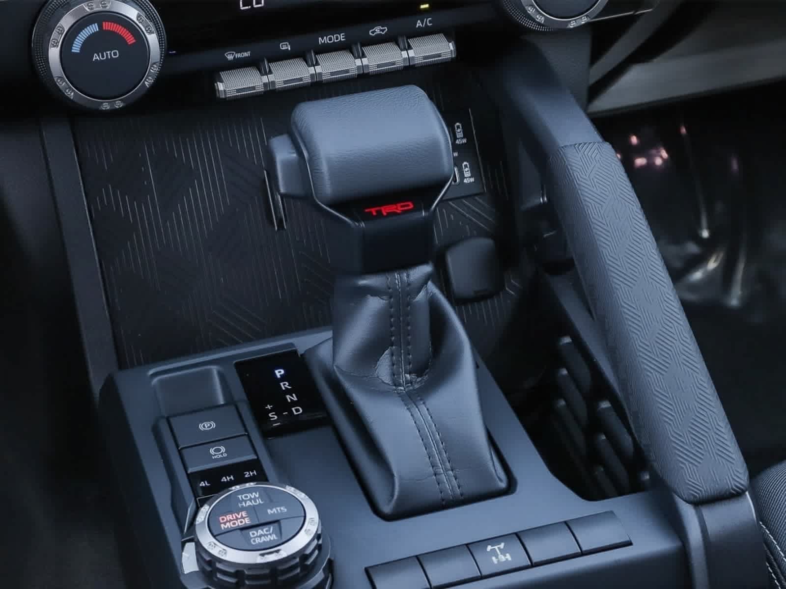 Used 2025 Toyota Tacoma TRD Off-Road AWD/4WD image 24