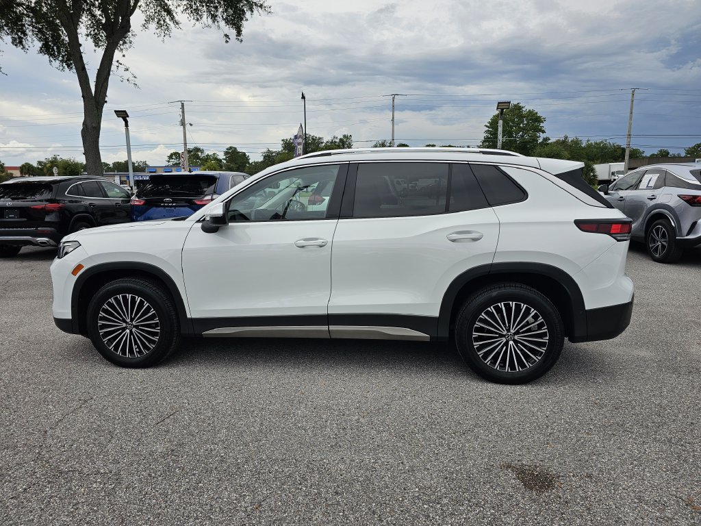 Used 2025 Volkswagen Tiguan S FWD image 5
