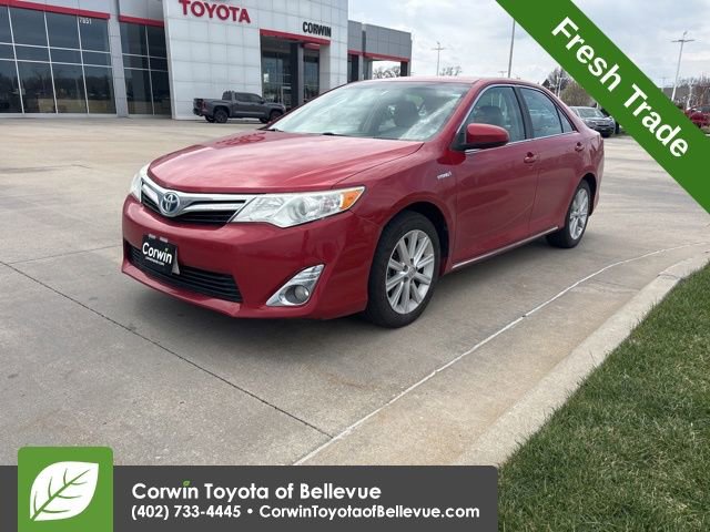 Used 2014 Toyota Camry XLE w/ Leather Package image 8
