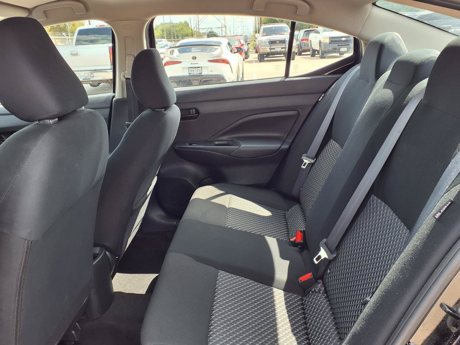 Used 2024 Nissan Versa S FWD image 17