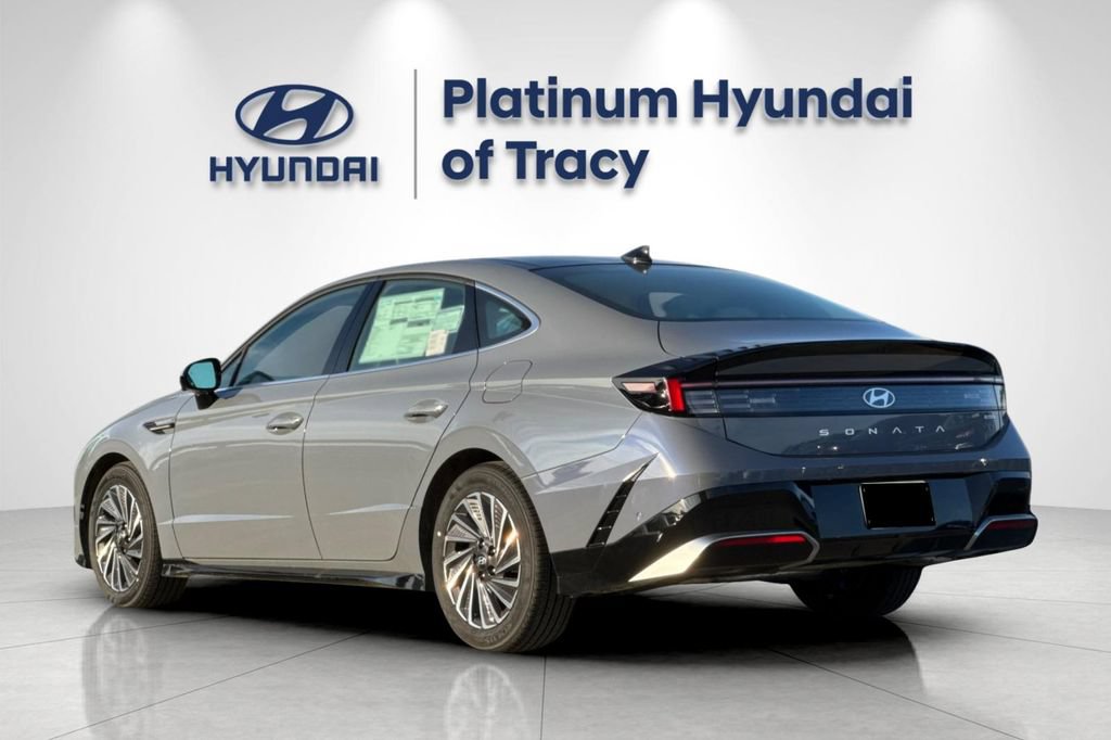 New 2026 Hyundai Sonata Limited FWD image 6