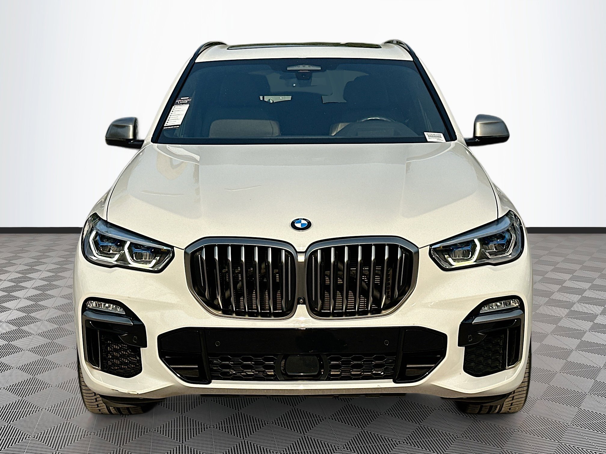 Used 2020 BMW X5 M50i w/ Executive Package image 2