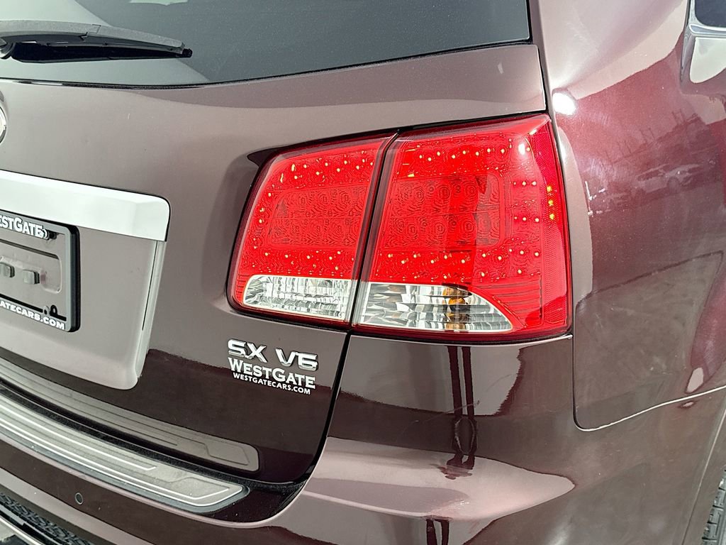 Used 2013 Kia Sorento SX image 41