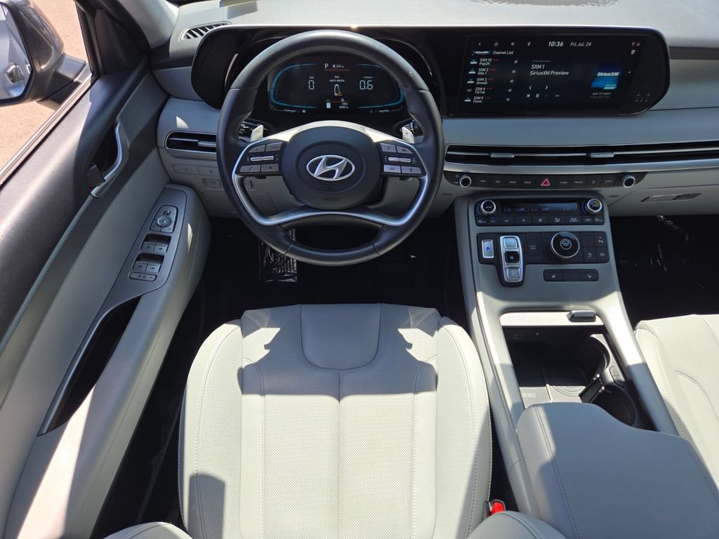 Used 2025 Hyundai Palisade SEL FWD image 13