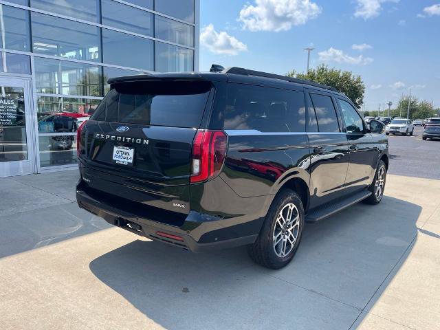 Used 2025 Ford Expedition Max Active AWD/4WD image 5
