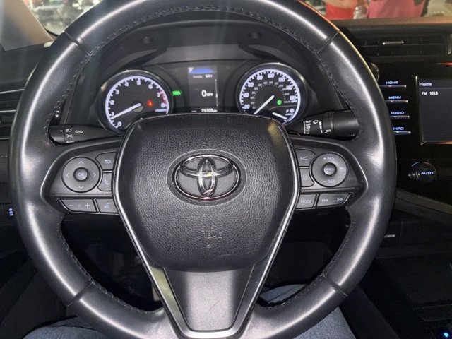 Used 2018 Toyota Camry SE image 9
