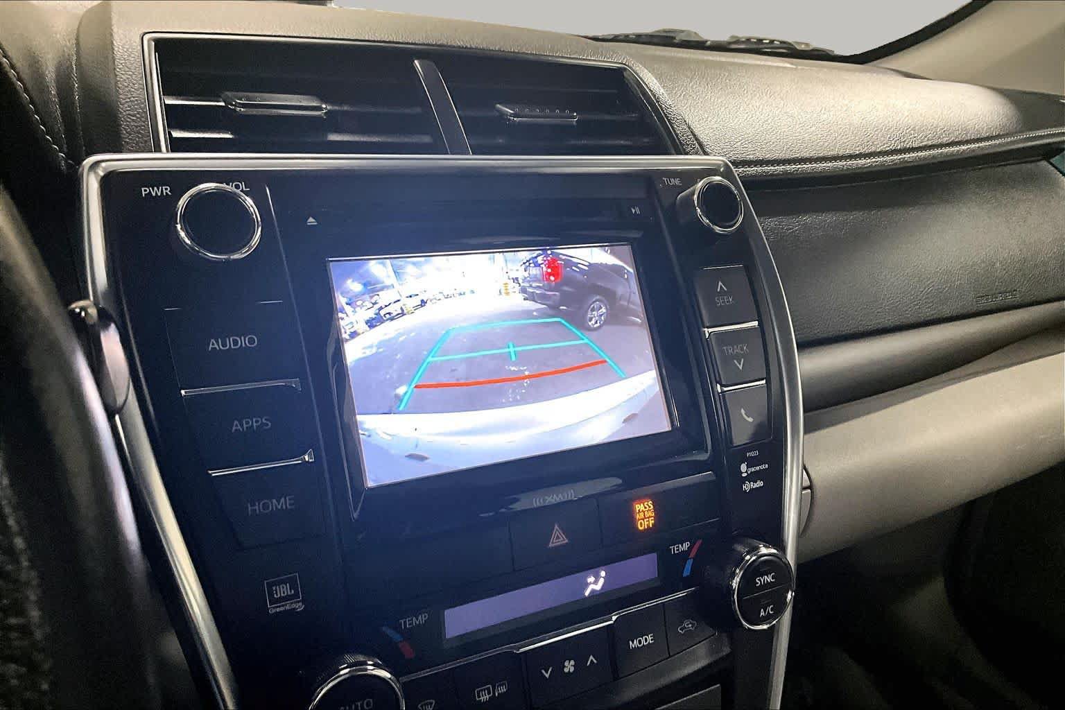 Used 2017 Toyota Camry XLE FWD image 27