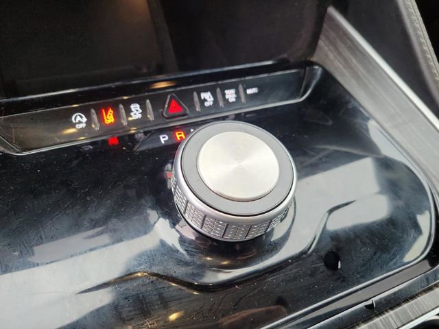 Used 2024 Jeep Wagoneer L Series II image 27