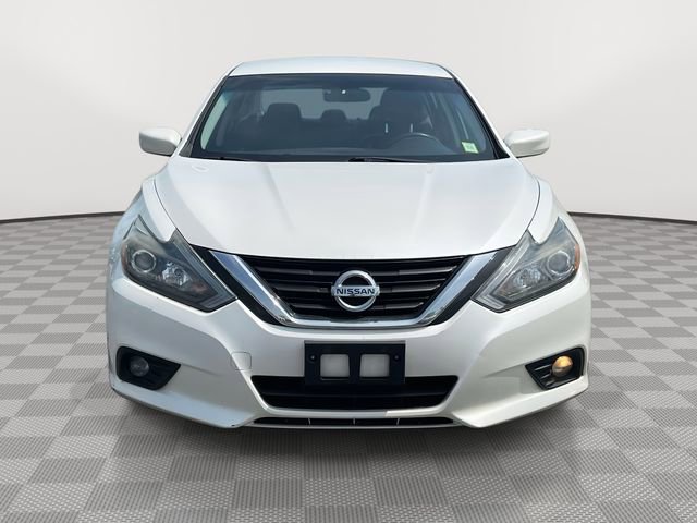 Used 2018 Nissan Altima 2.5 SR w/ SR Special Edition FWD image 2