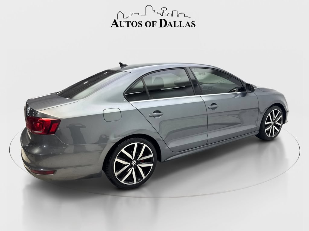 Used 2014 Volkswagen Jetta GLI Autobahn FWD image 6