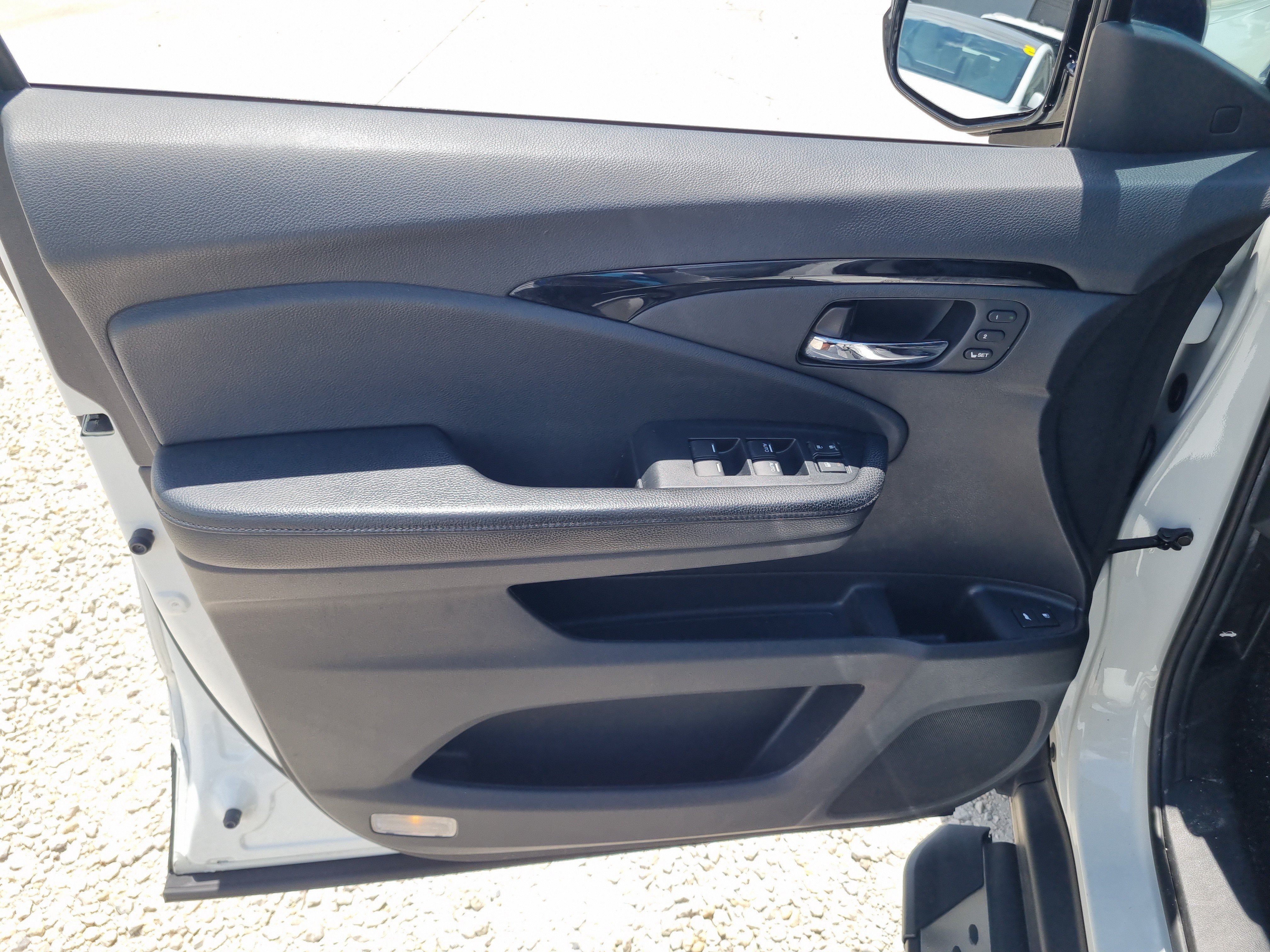 Used 2020 Honda Pilot Touring image 23