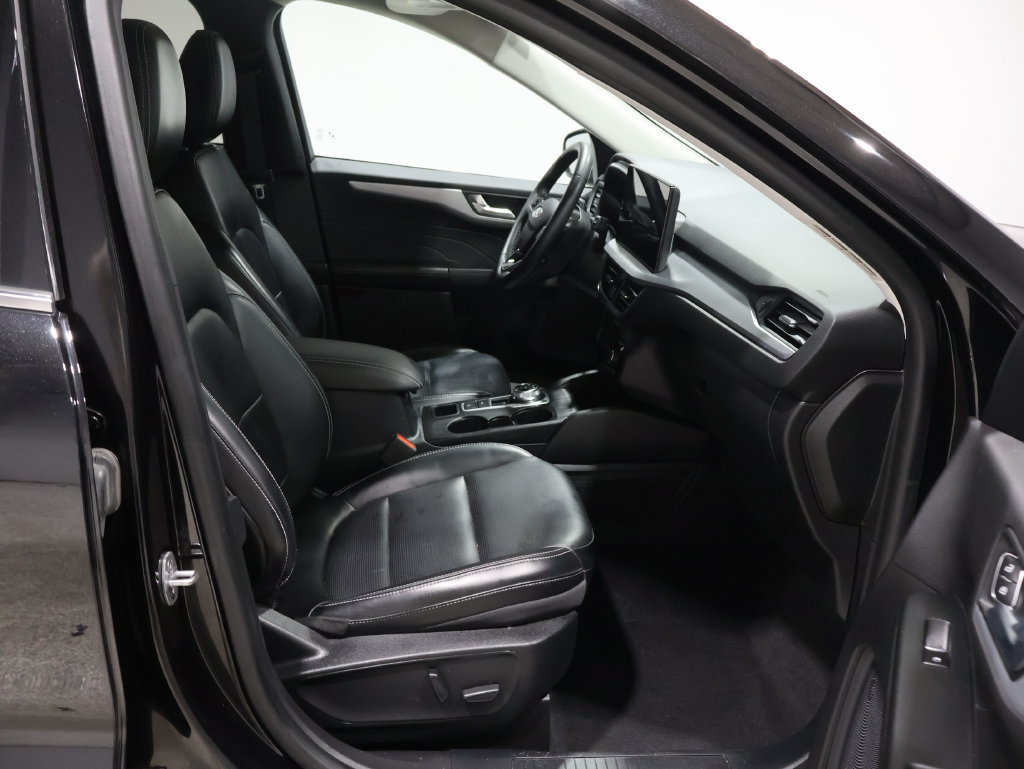 Used 2023 Ford Escape Platinum AWD/4WD image 24