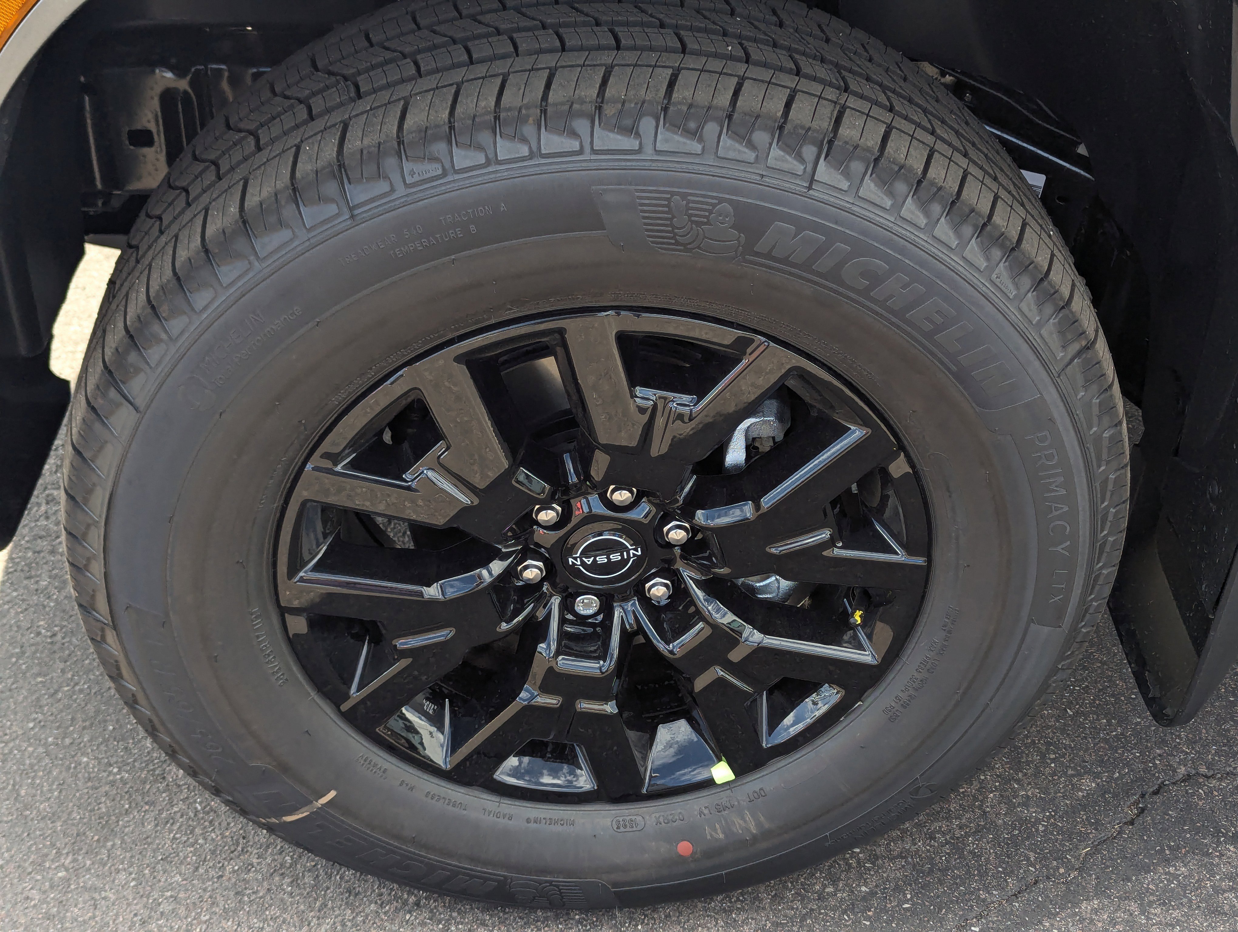 New 2026 Nissan Frontier SV image 7