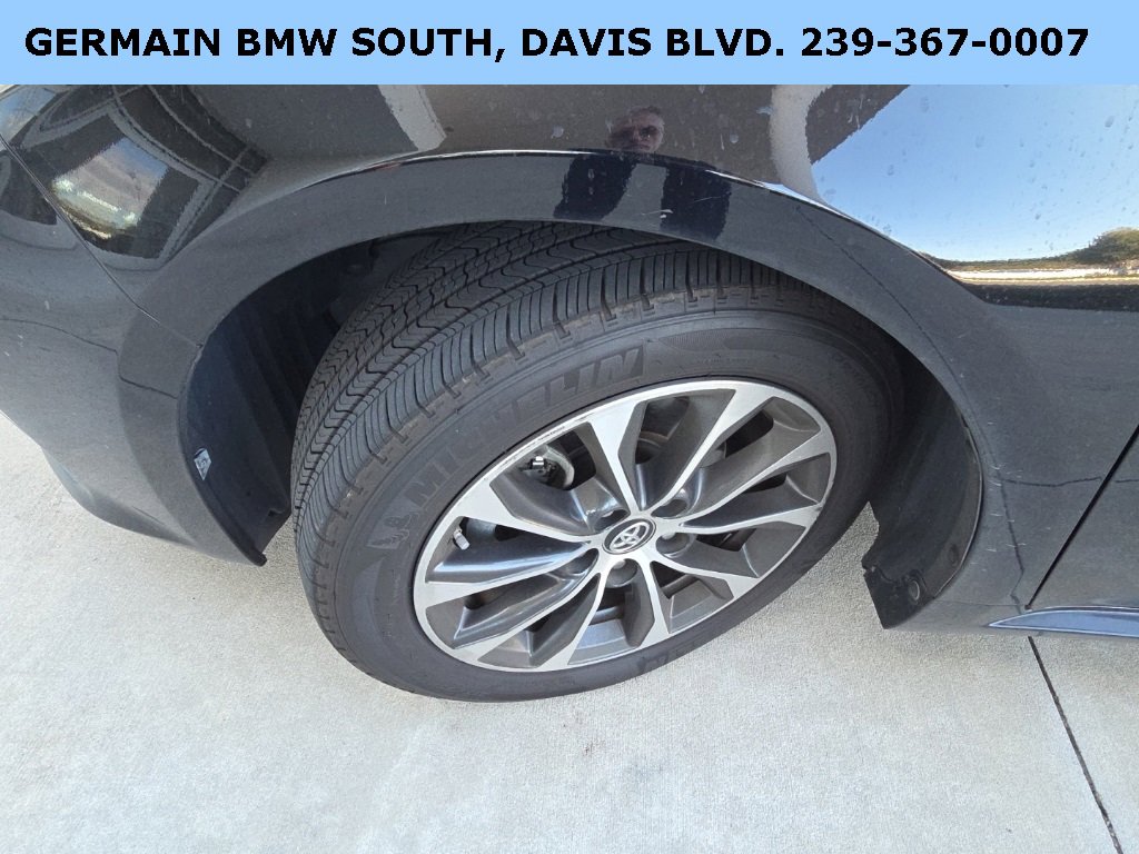 Used 2018 Toyota Avalon XLE w/ Protection Package image 39