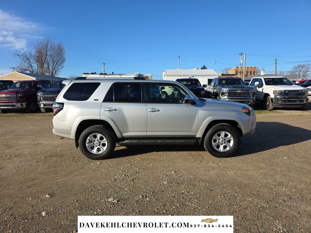Used 2021 Toyota 4Runner SR5 image 6