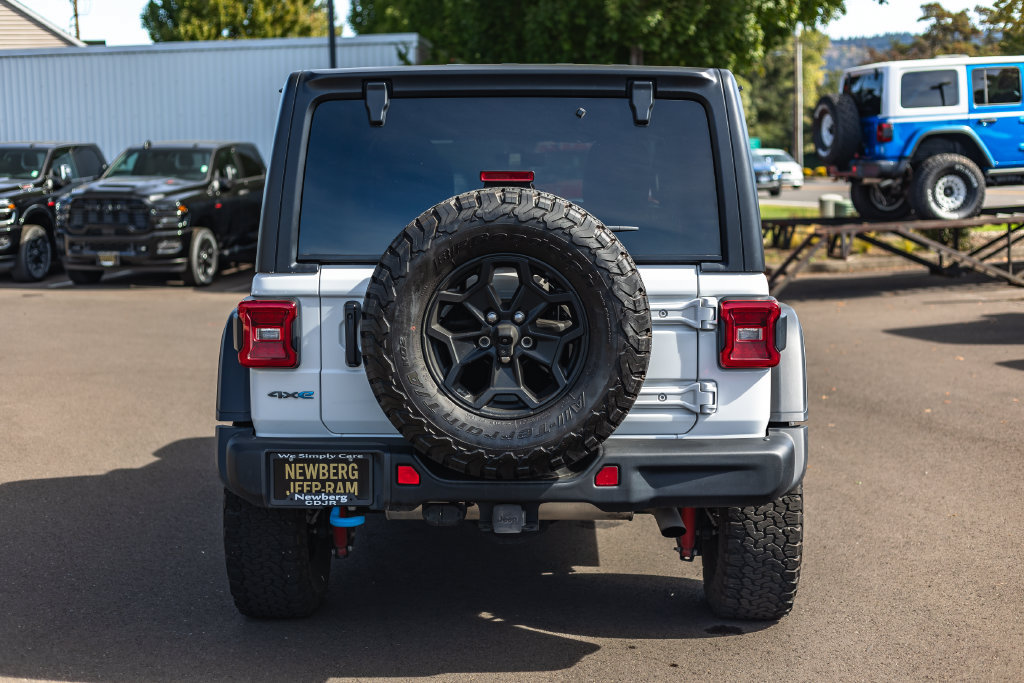 Used 2023 Jeep Wrangler Unlimited Rubicon 4xe AWD/4WD image 9