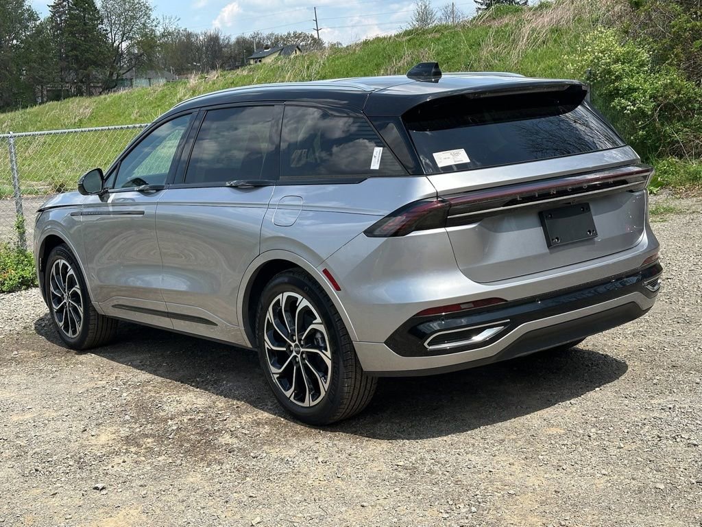 New 2026 Lincoln Nautilus Reserve AWD/4WD image 32
