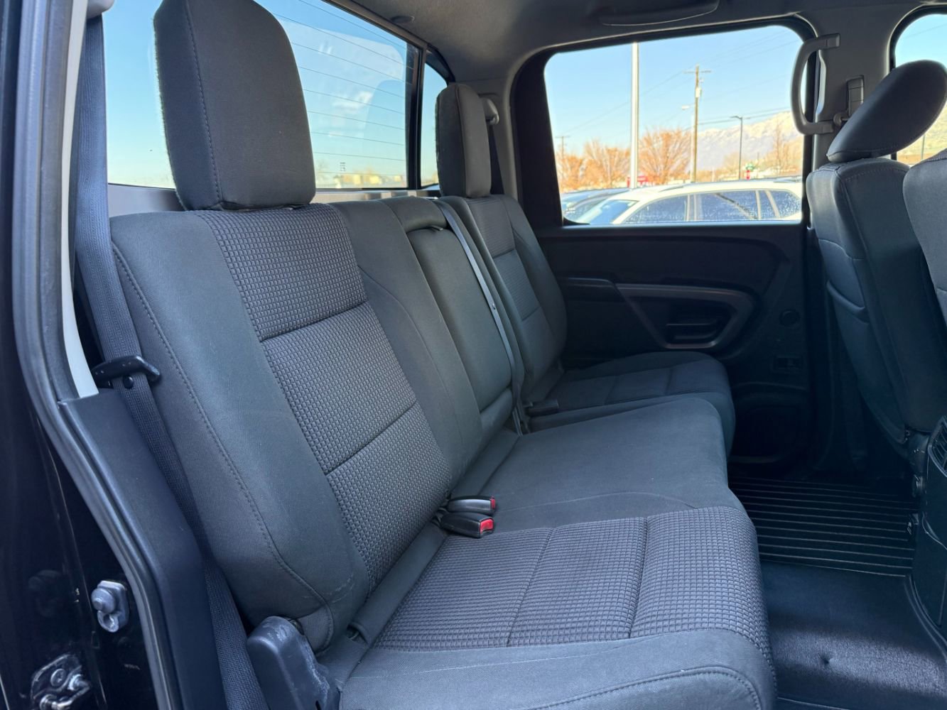 Used 2015 Nissan Titan SV w/ SV Value Truck Package image 23