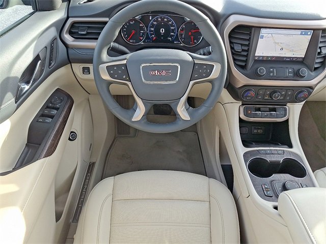 Used 2023 GMC Acadia Denali w/ Denali Ultimate Package image 11