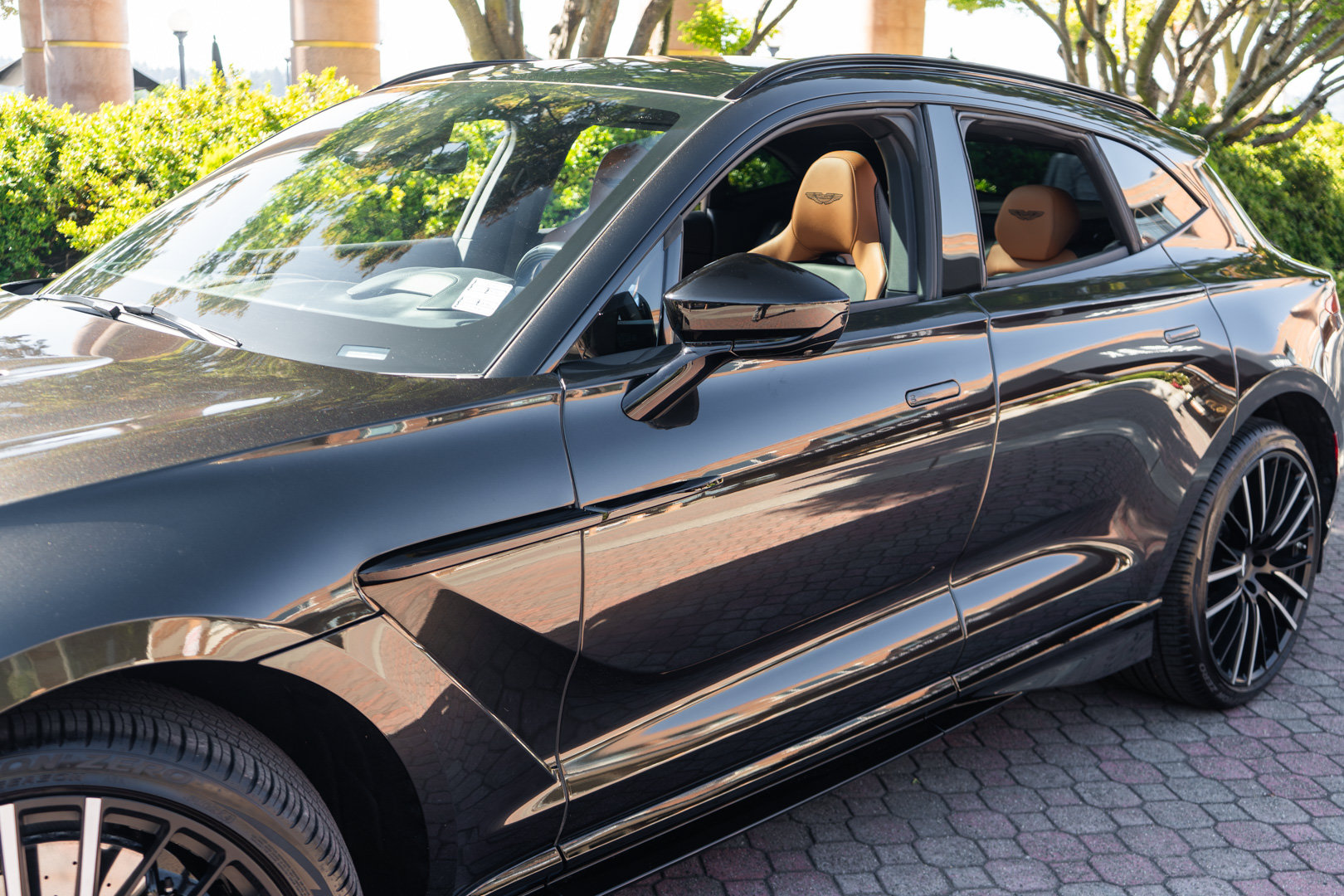 Used 2023 Aston Martin DBX 707 AWD/4WD image 44
