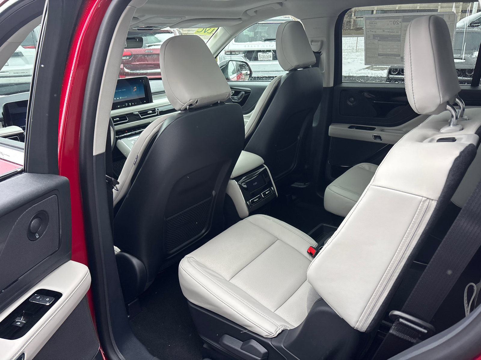 New 2026 Lincoln Aviator Reserve AWD/4WD image 27