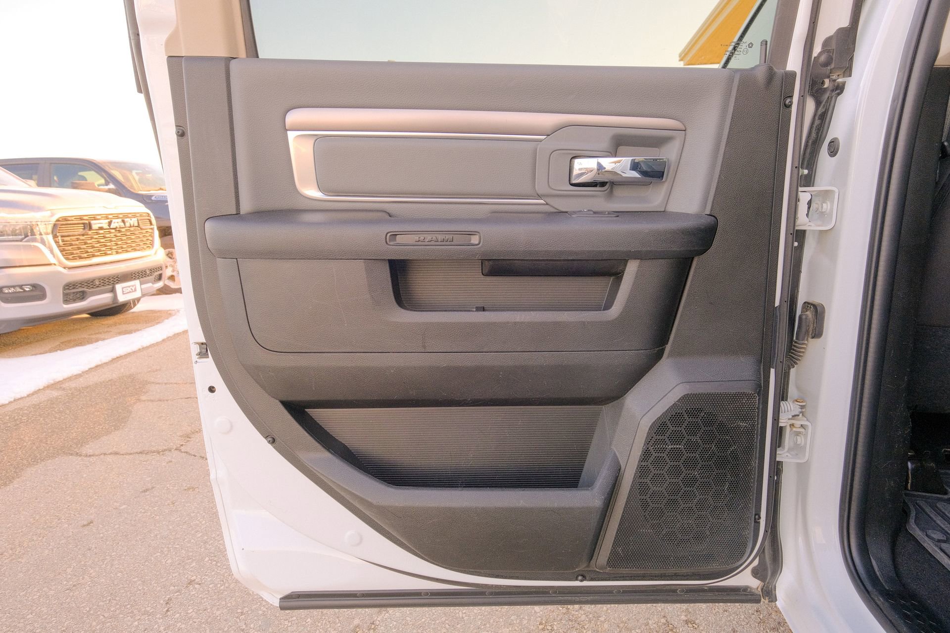 Used 2023 RAM 1500 Classic SLT w/ Electronics Group image 29