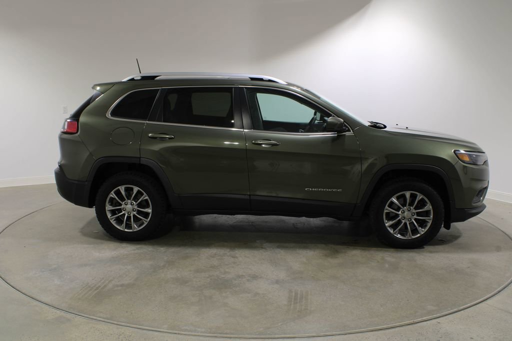 Used 2020 Jeep Cherokee Latitude Plus w/ Comfort/Convenience Group image 7