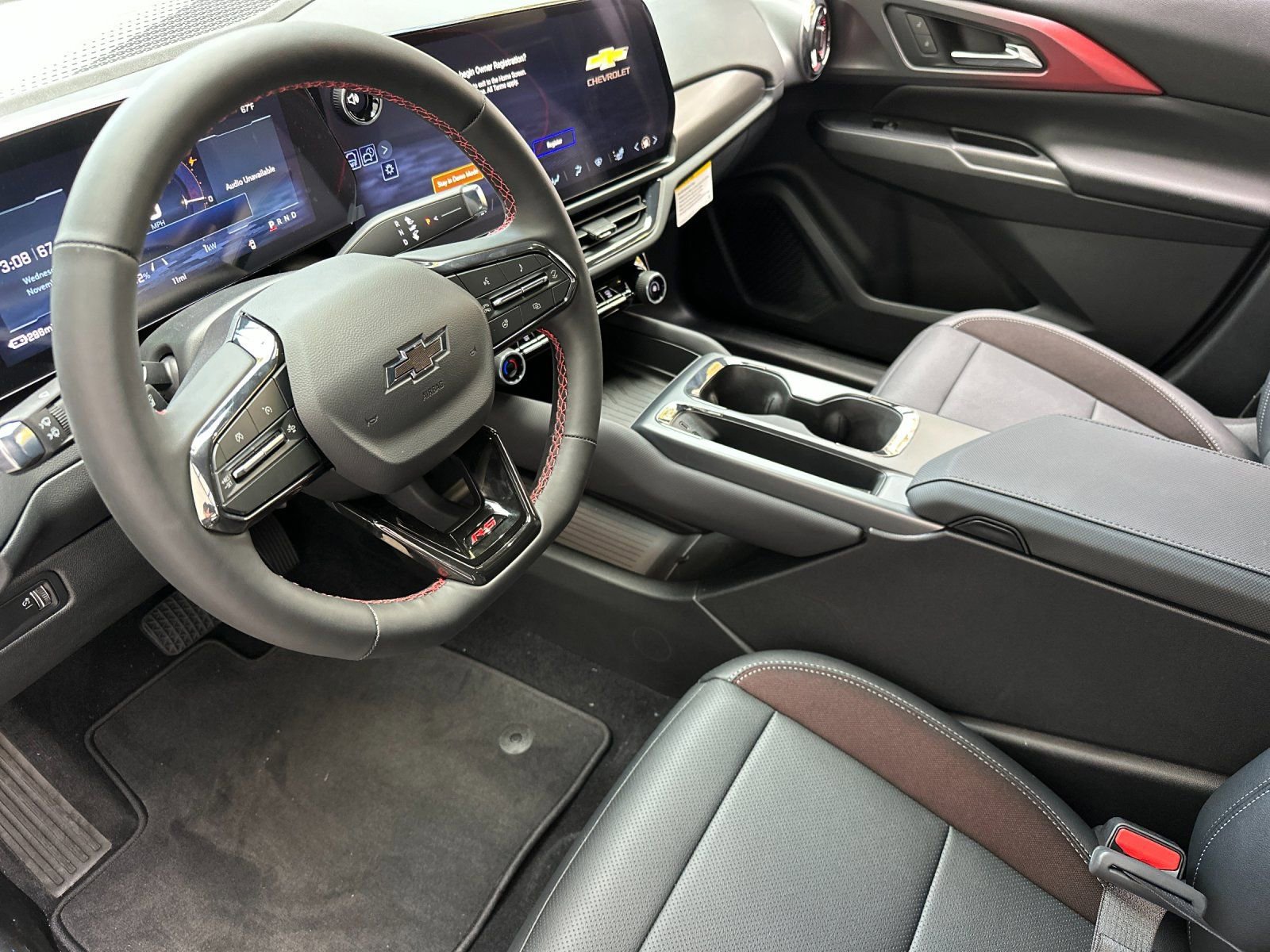 Used 2026 Chevrolet Equinox EV RS image 10