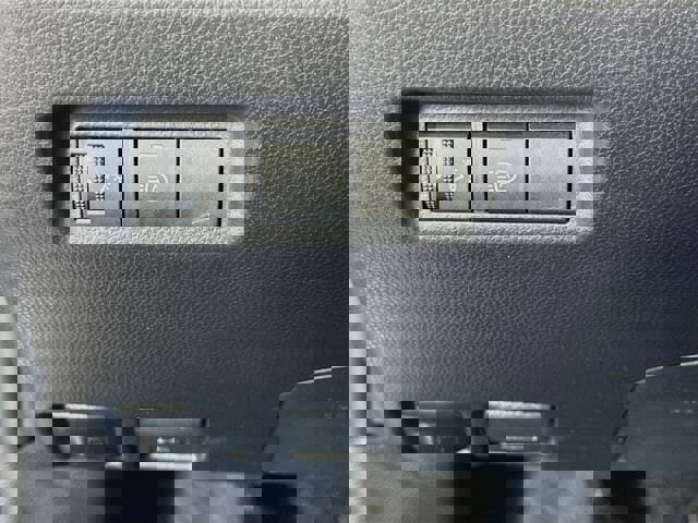 Certified 2025 Toyota RAV4 LE image 10