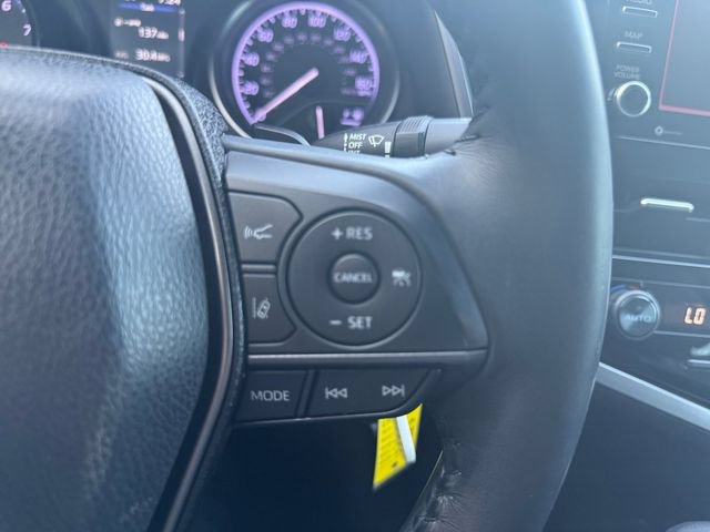 Used 2021 Toyota Camry SE FWD image 11
