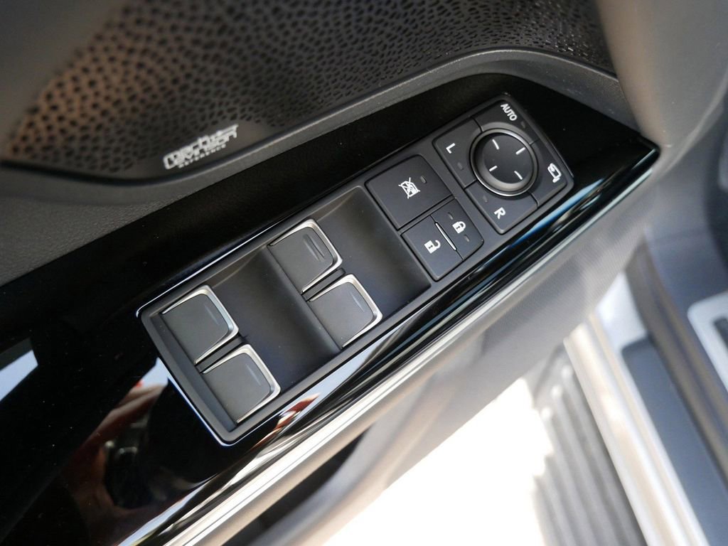 New 2026 Lexus LX 700h Luxury image 15