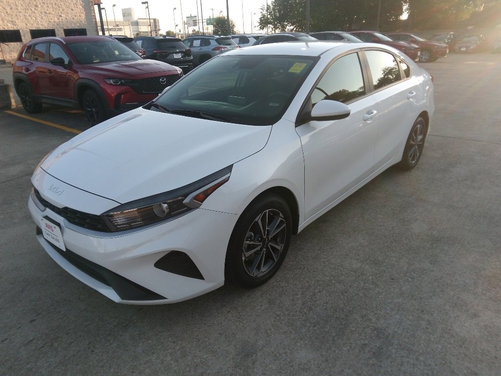 Used 2024 Kia Forte LXS