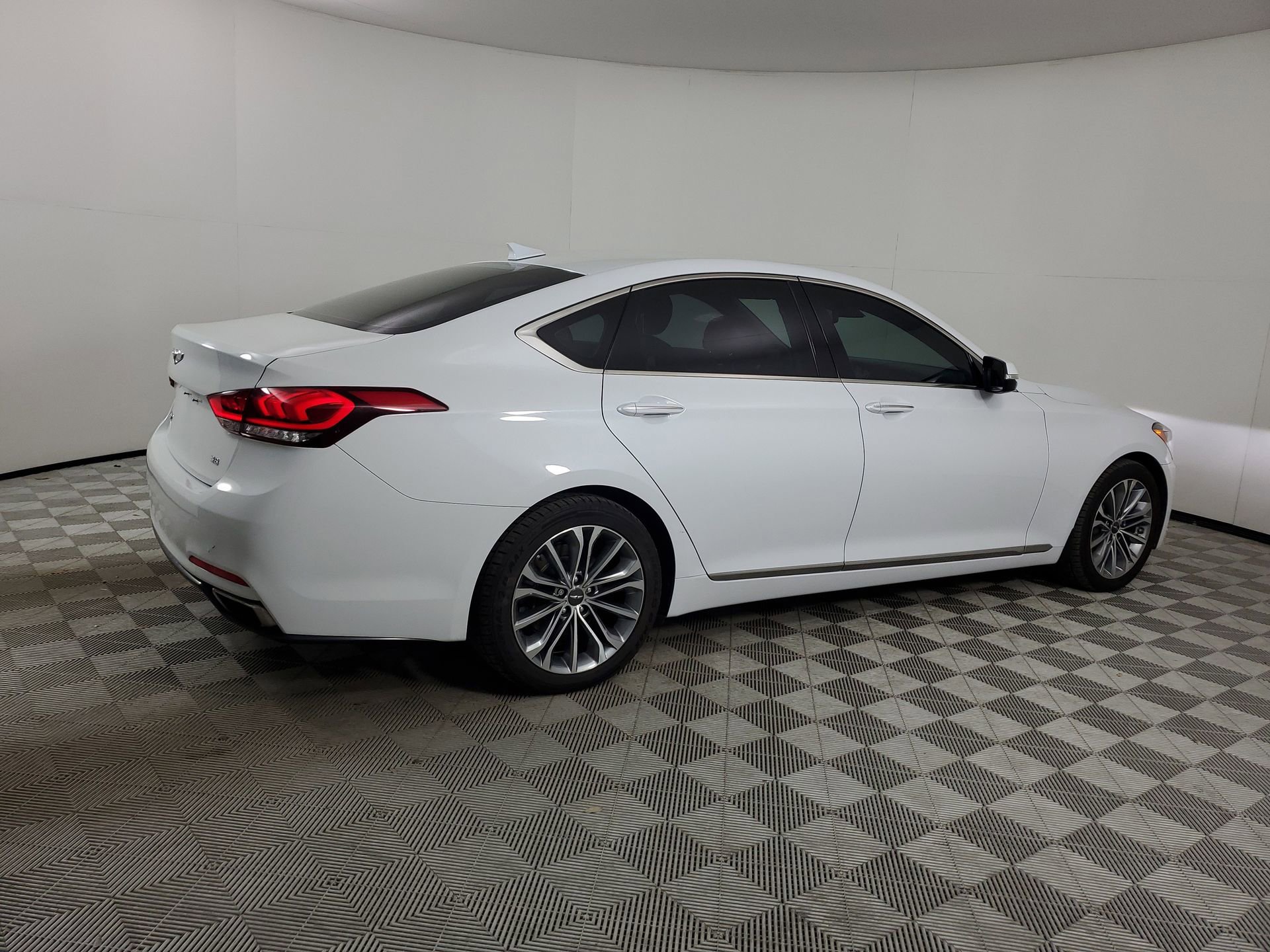 Used 2017 Genesis G80 3.8 image 11