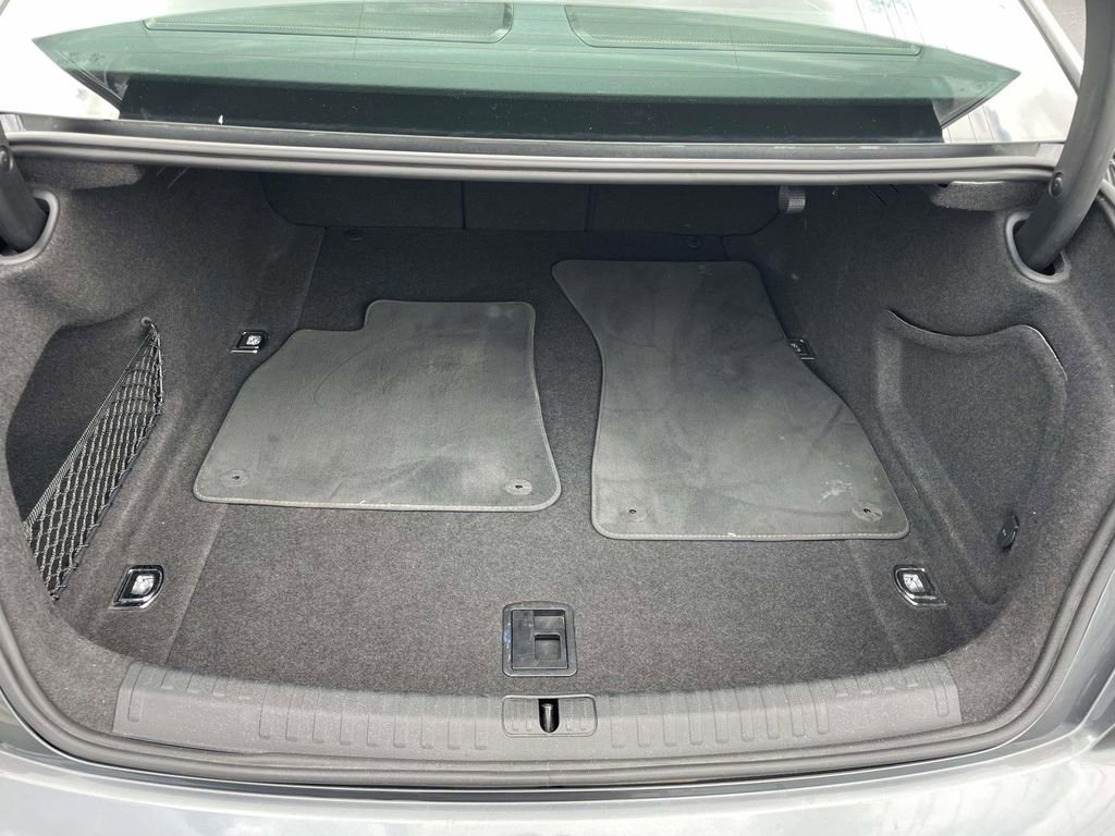 Used 2024 Audi A6 Premium Plus image 21