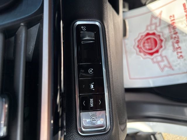 Used 2024 Buick Envision Sport Touring image 18