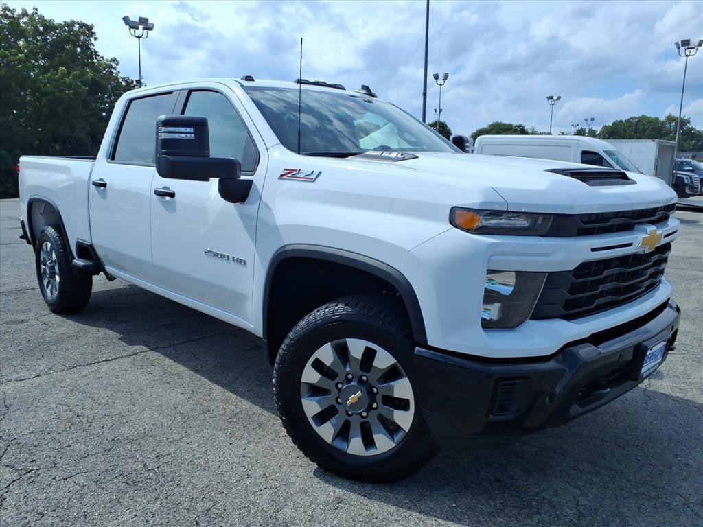 New 2026 Chevrolet Silverado 2500 Custom w/ Custom Value Package AWD/4WD image 2