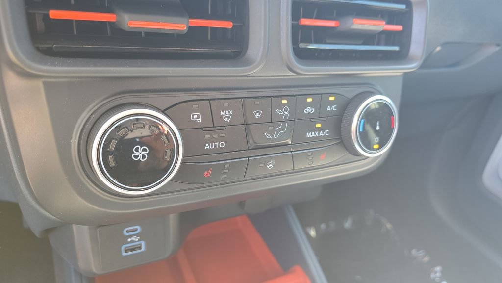 Used 2024 Ford Maverick XLT w/ XLT Luxury Package image 22