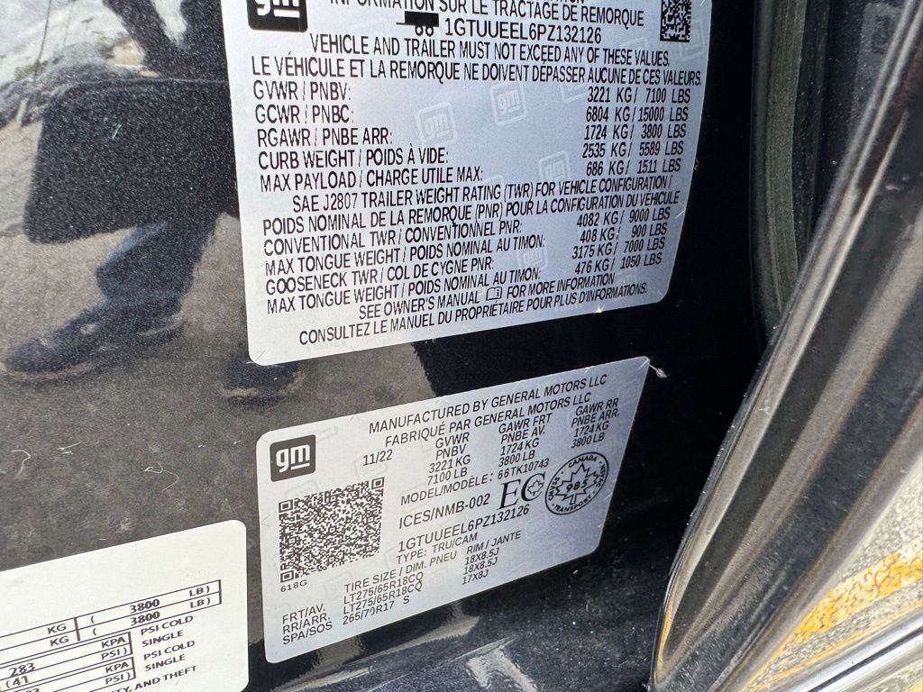 Used 2023 GMC Sierra 1500 AT4 image 33