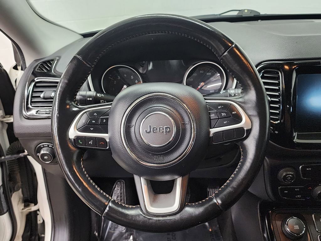 Used 2018 Jeep Compass Limited image 14