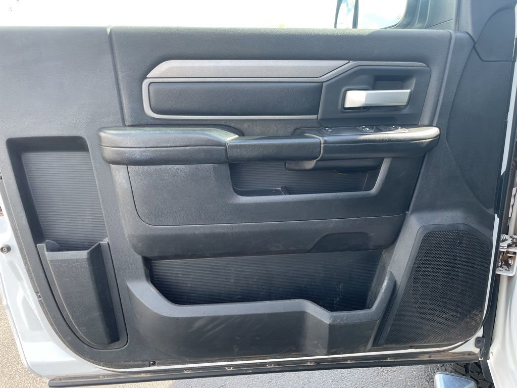 Used 2019 RAM 3500 Tradesman image 12