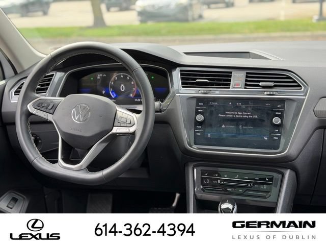 Used 2024 Volkswagen Tiguan SE AWD/4WD image 22
