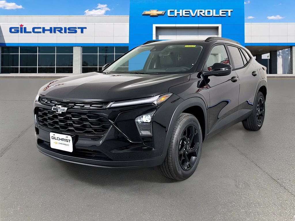 New 2026 Chevrolet Trax LT w/ Midnight Edition FWD image 4